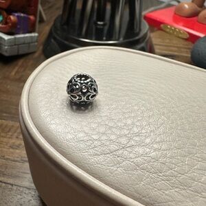 Pandora Floral Motif Bead